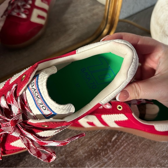 New Back 70 Ghost Sneakers Red Anthropologie - Picture 6 of 7